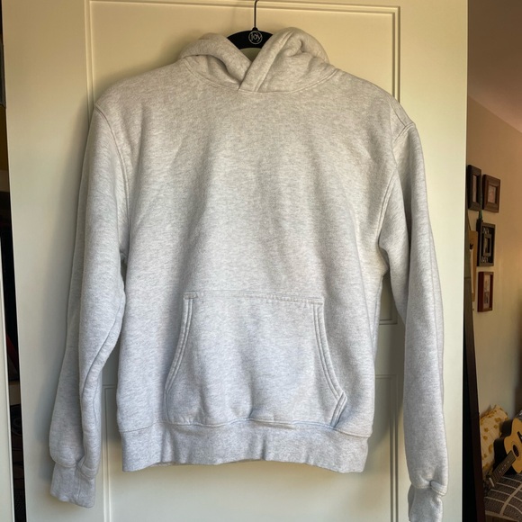 Aritzia Grey TNA Hoodie Size xs - Picture 1 of 3